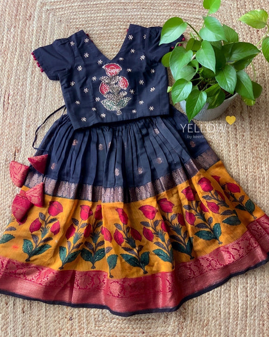 BLACK CHANDERI LEHENGA SET